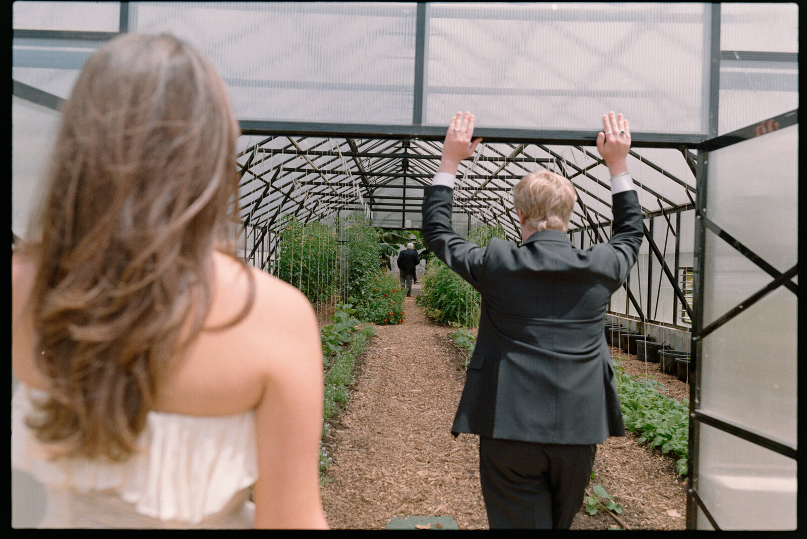 Australia-Film-Wedding-Photographer_Zara_Staples-113