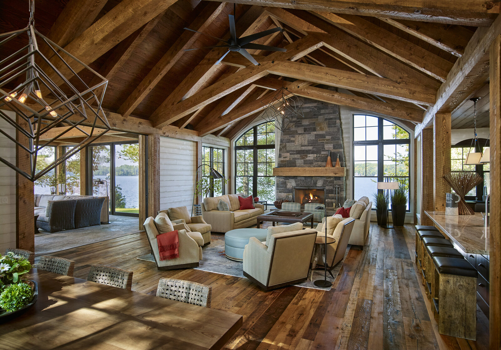 002-Port Carling-Cottage-Great Room-Rustic