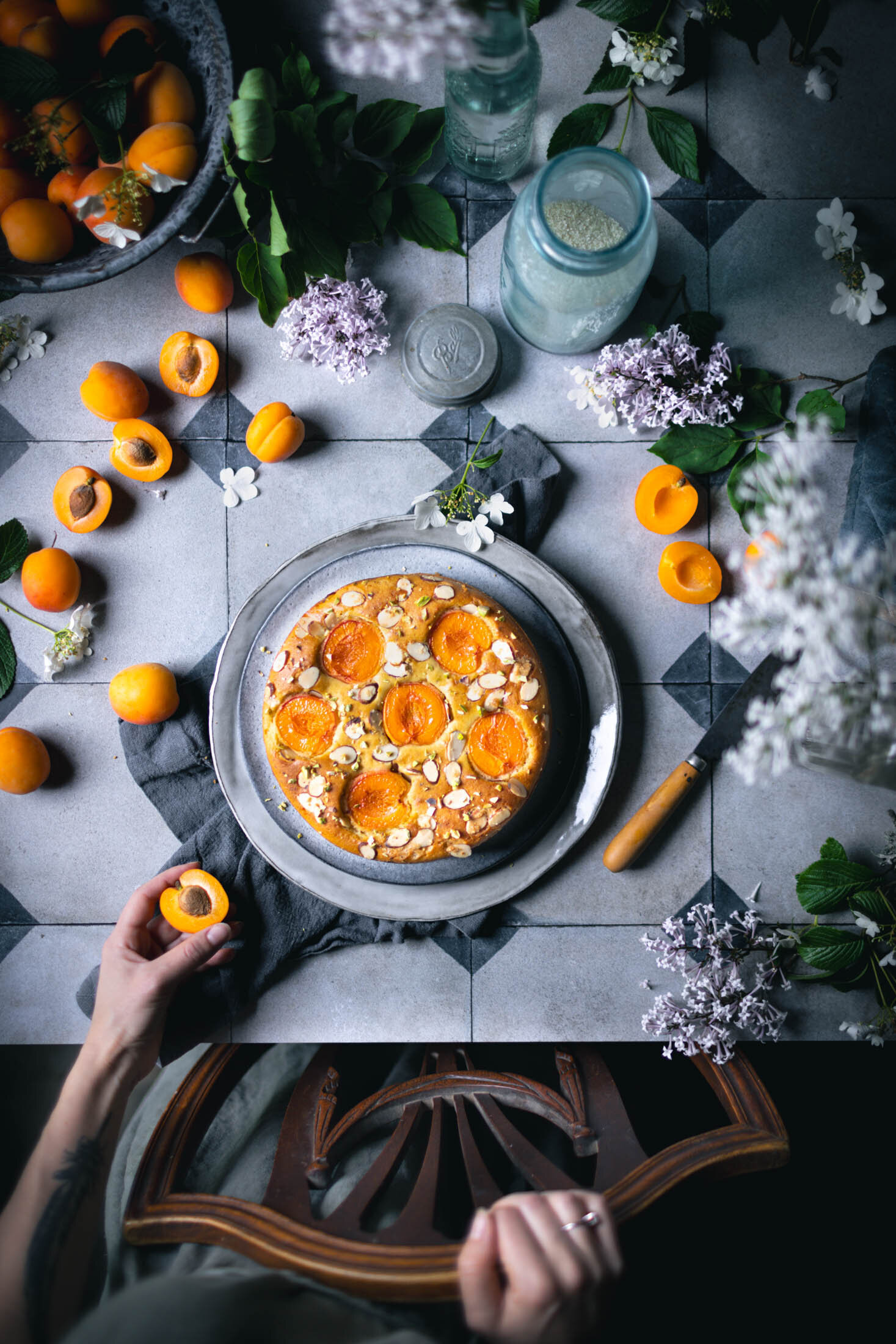 Apricot and Almond Cake-2