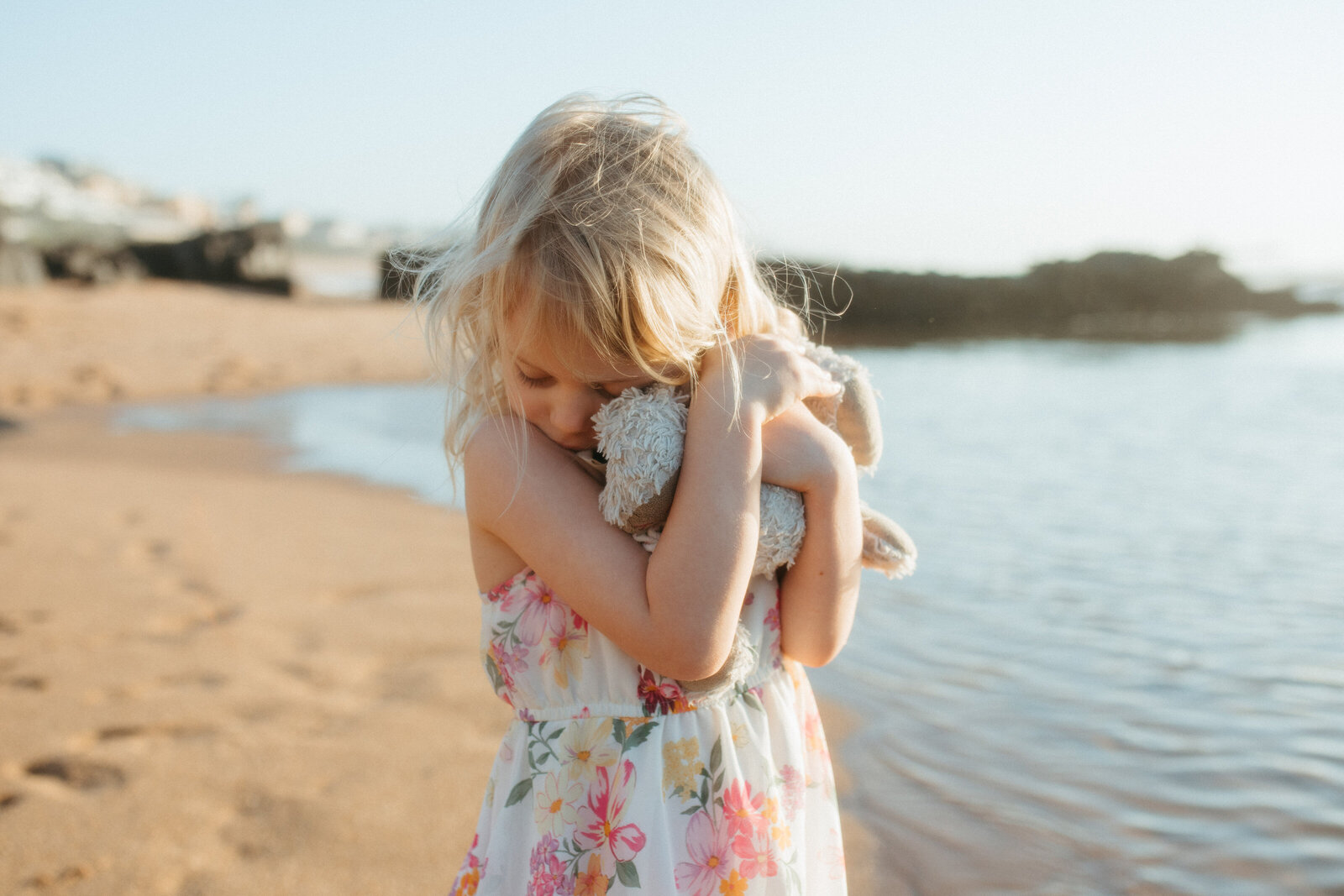kids-portraits-beach-photos--sunrise-family-photoshoot-tweed-coast-photographer