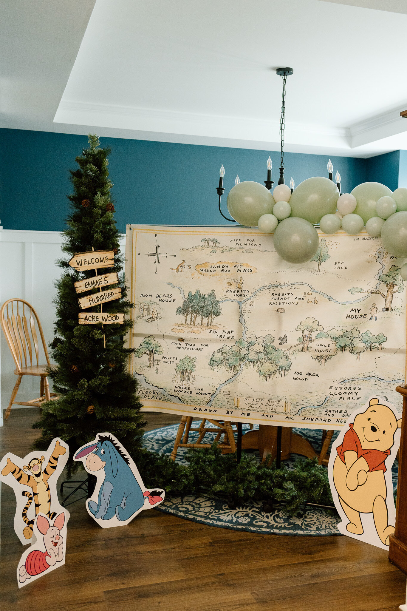 winnie-the-pooh-smash-cake-party-photography (1)