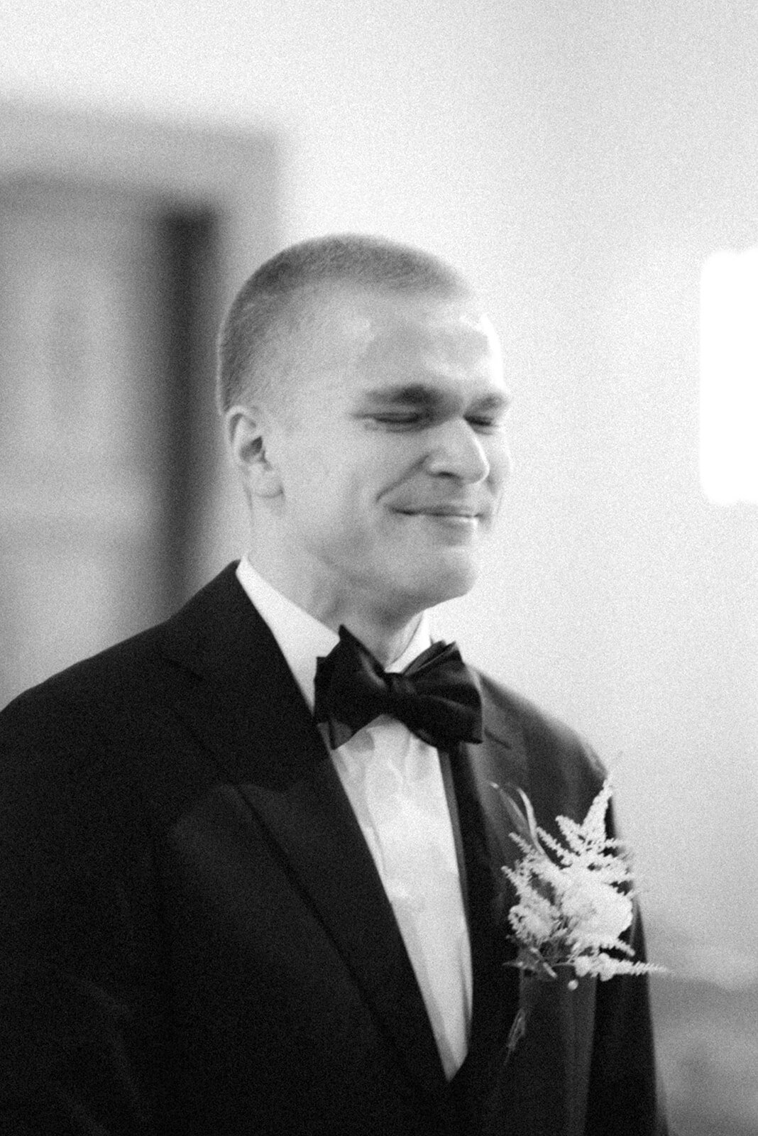 Wedding photograph of an intimate wedding ceremony by photographer Hannika Gabrielsson