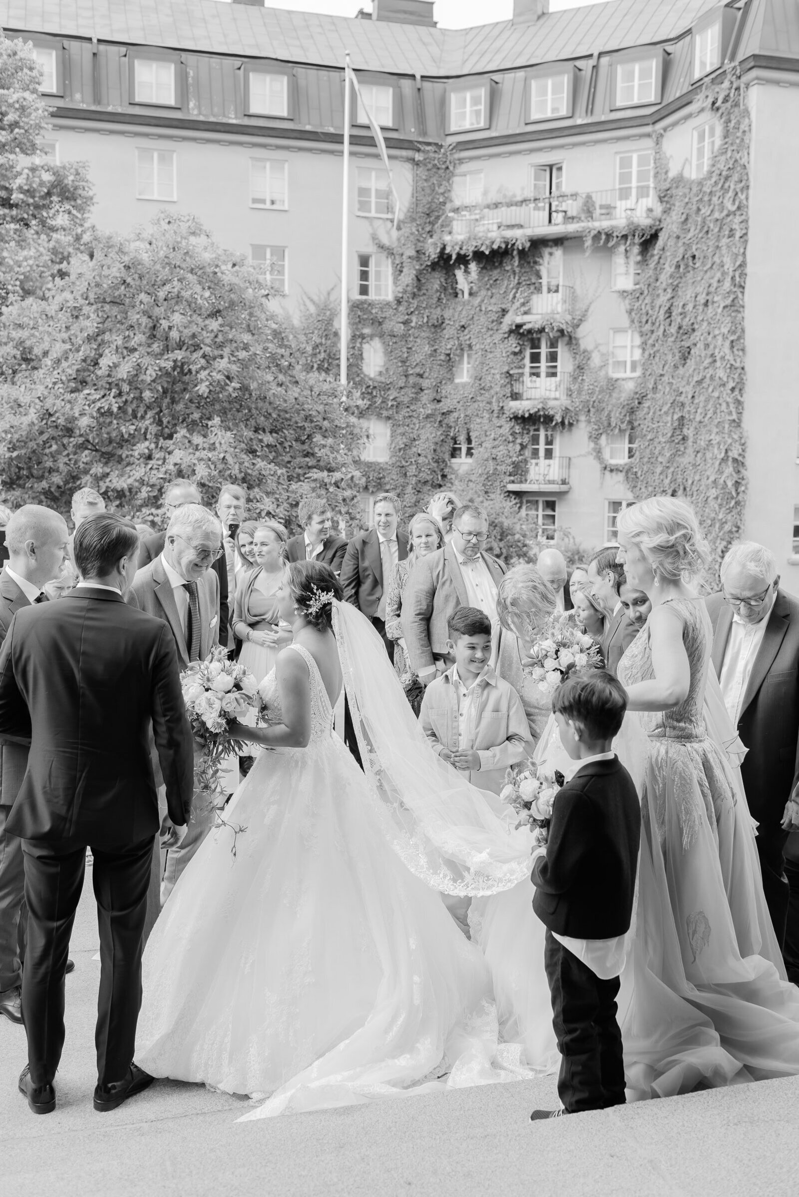 Destination Wedding Photographer Anna Lundgren in Stockholm Wedding at Stallmastaregarden Stockholm Sweden_086