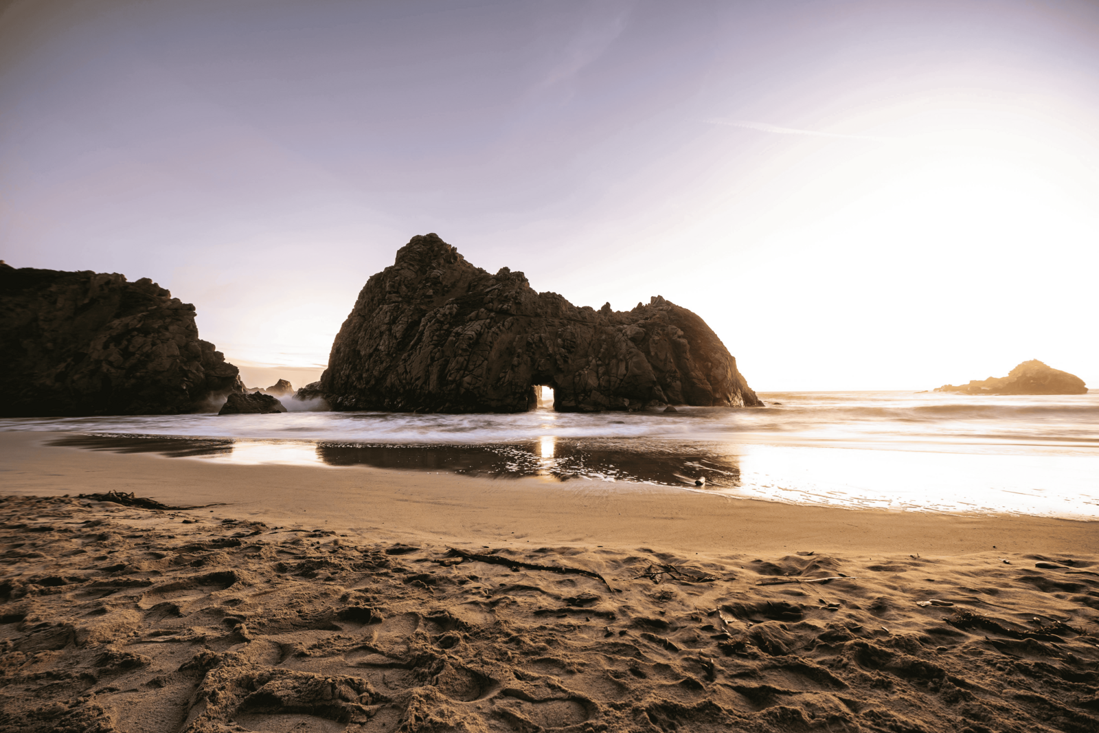 Daily affirmations, inspiration, and manifesting the life you desire.