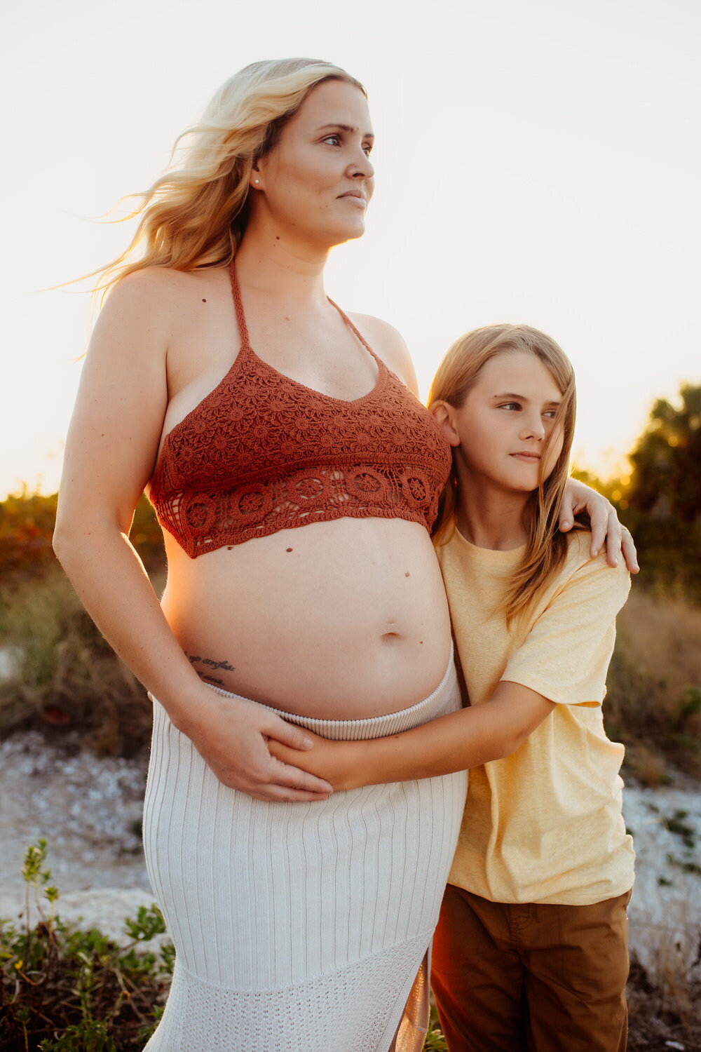 pregnancy-maternity-beach-portraits-clearwater