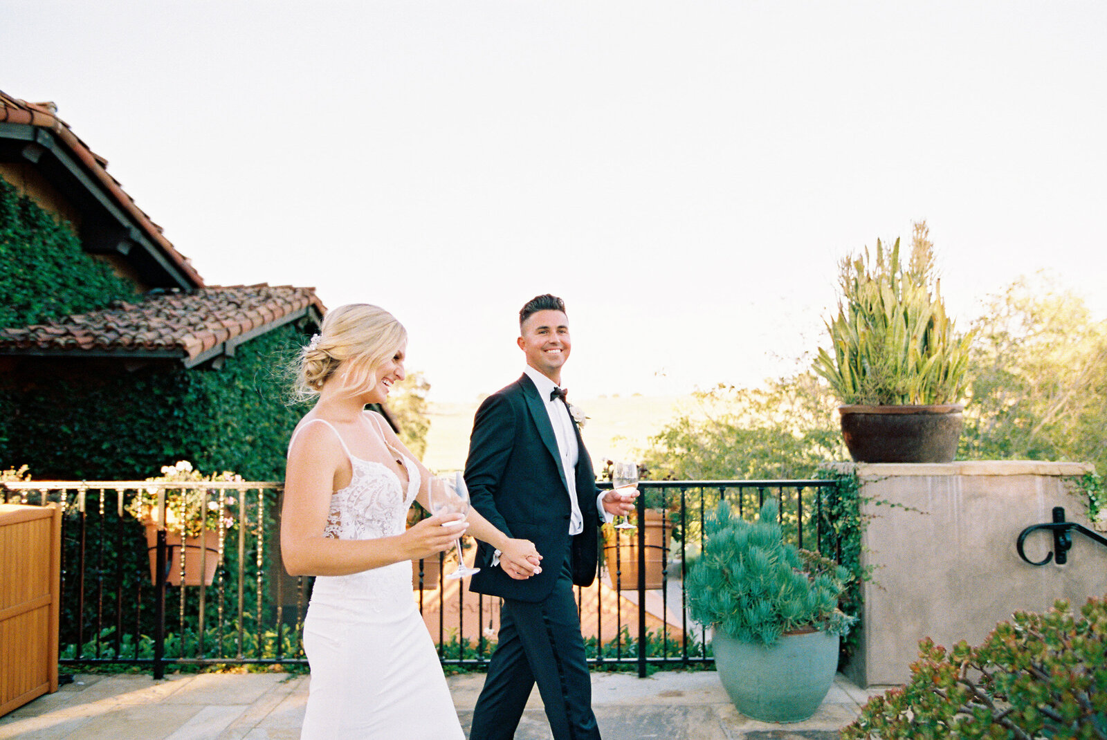 35mm Film Wedding Photography-037-4358490-R1-023-10