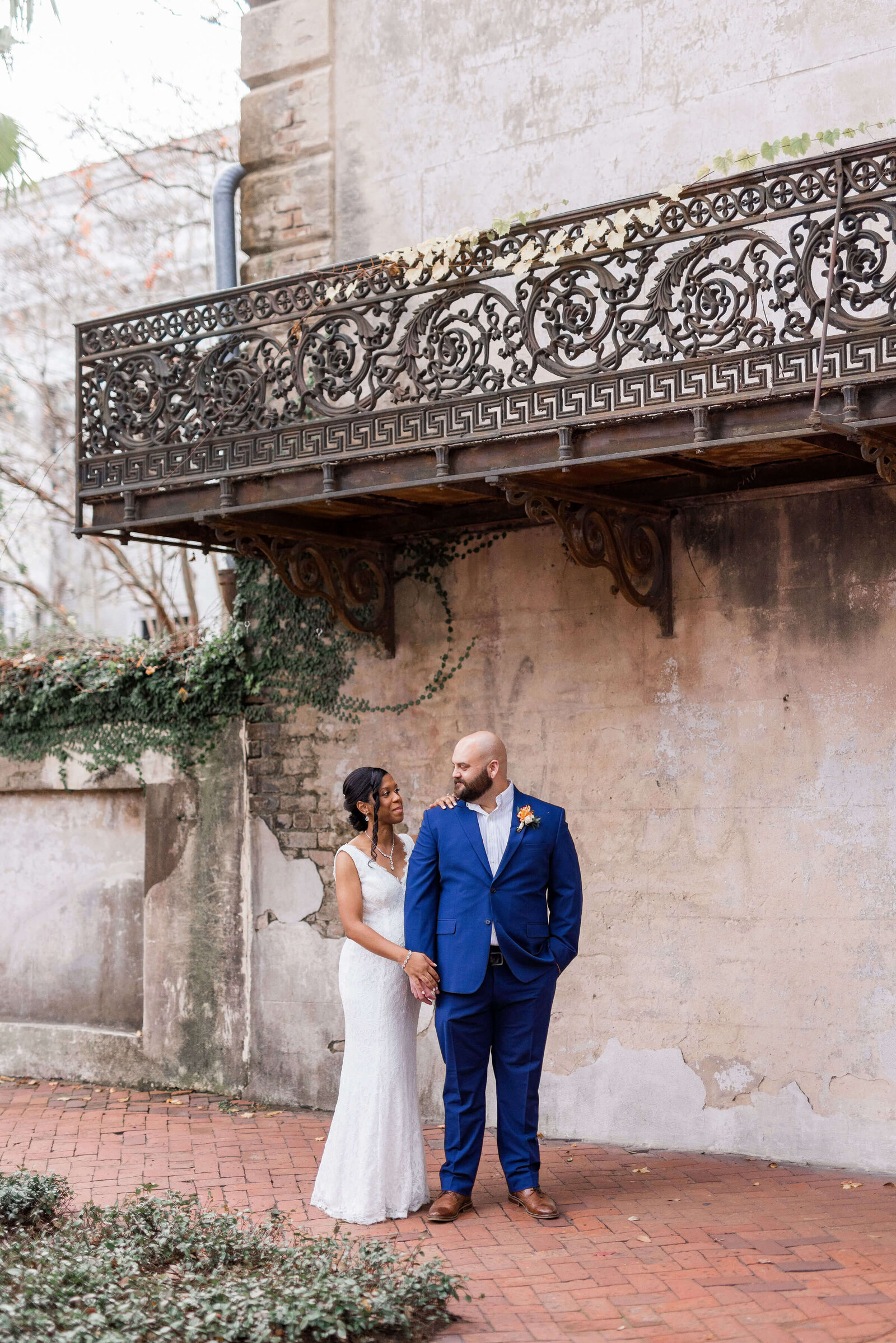 Tori_Bronston_Savannah_Elopement_Forsyth_Park_Monterey_Square06