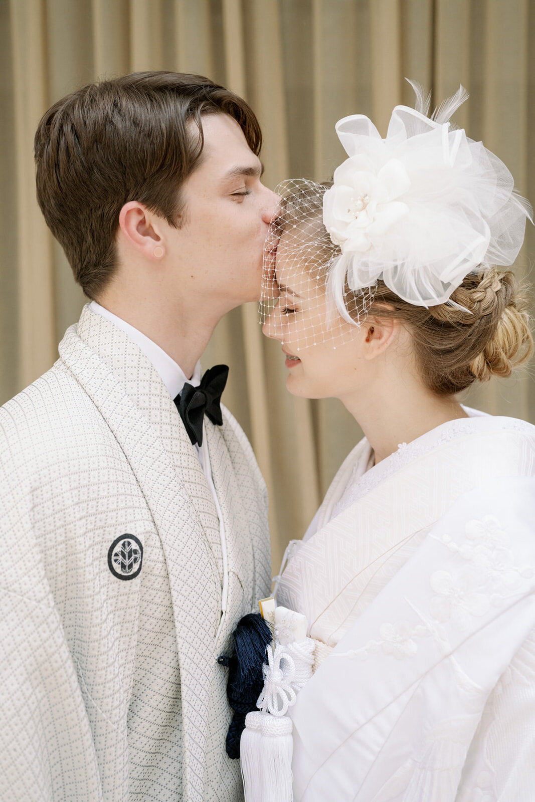 Bride in shiromuku and groom at The Ebell Club Long Beach | 着物レンタル 和婚 白無垢 エベル・クラブ・ロングビーチ