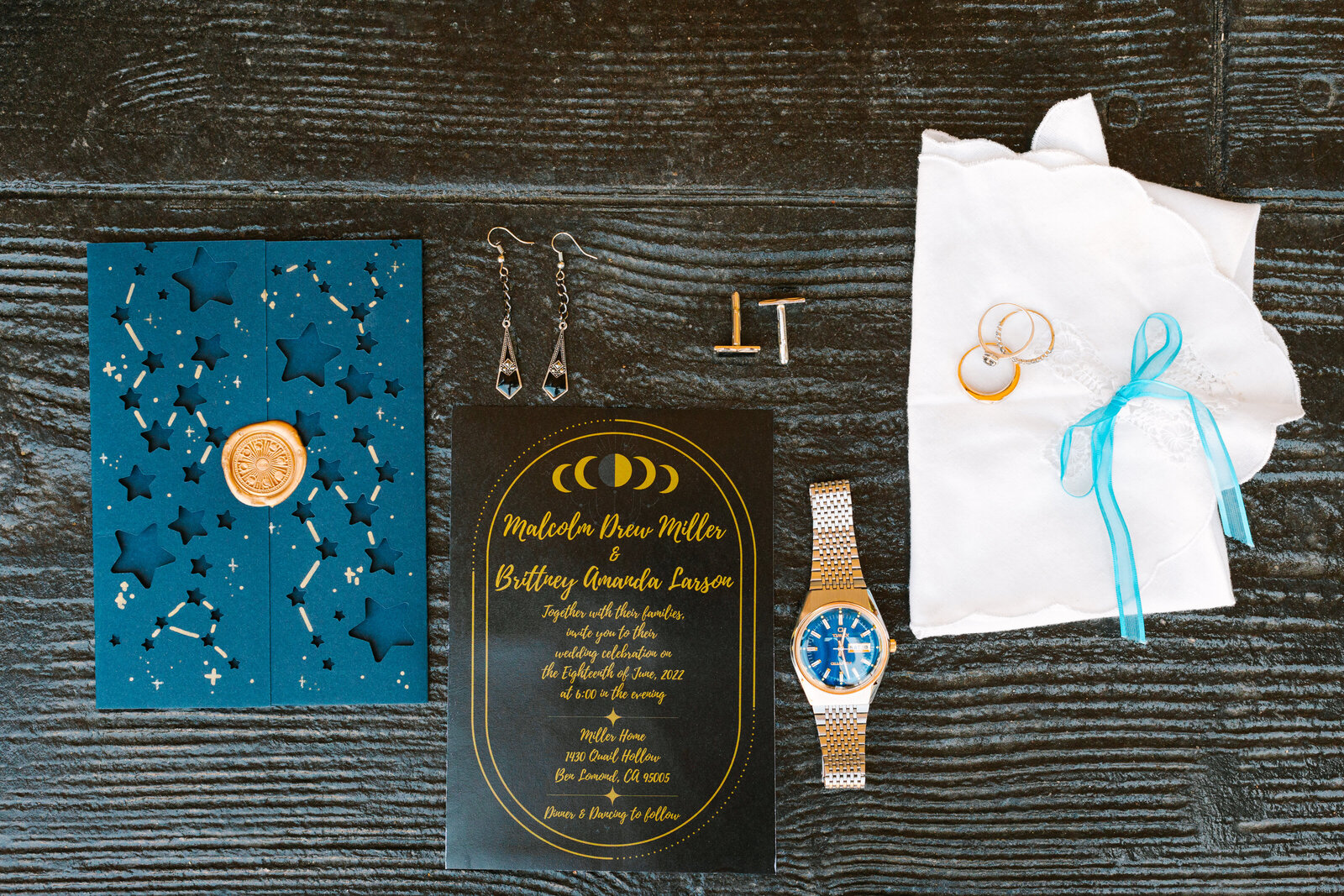 Wedding details with navy blue shades.