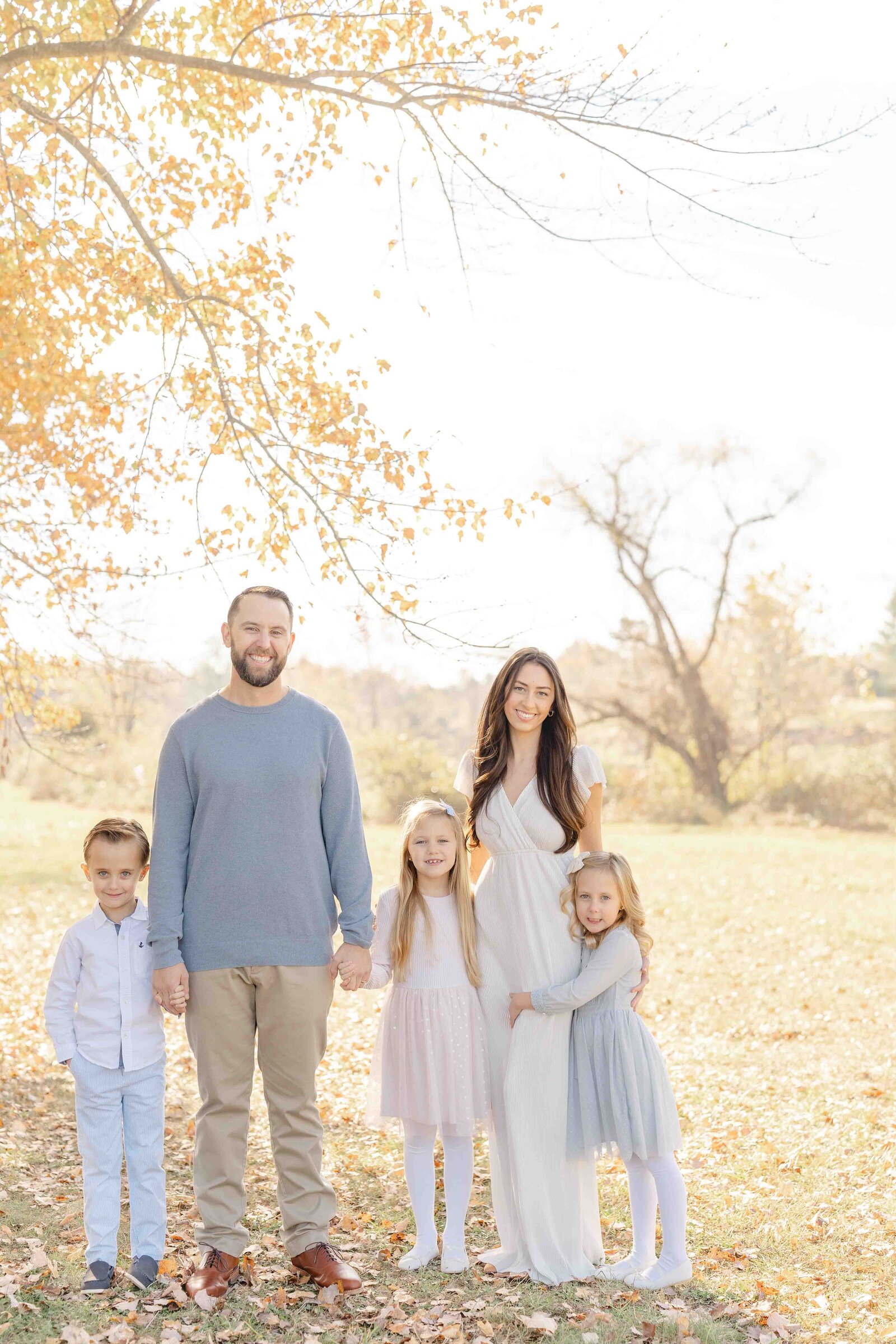 dad and kids during Prince William County,Virginia fall minis