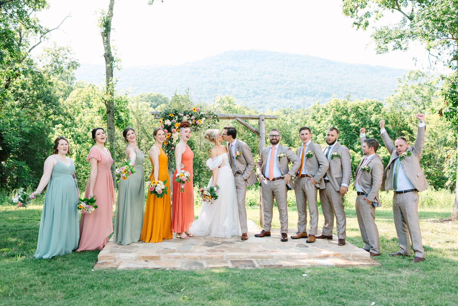Summer-Wedding-Ridge-Rose-Venue-Chickamauga-Georgia-Willow-And-Rove-16