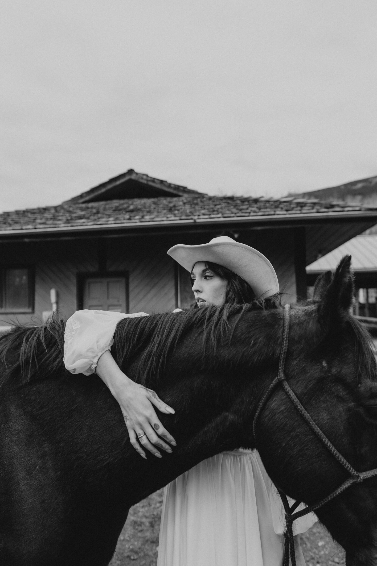 Danielle-Aisling-Boundary_Ranch_Wedding_Banff-16