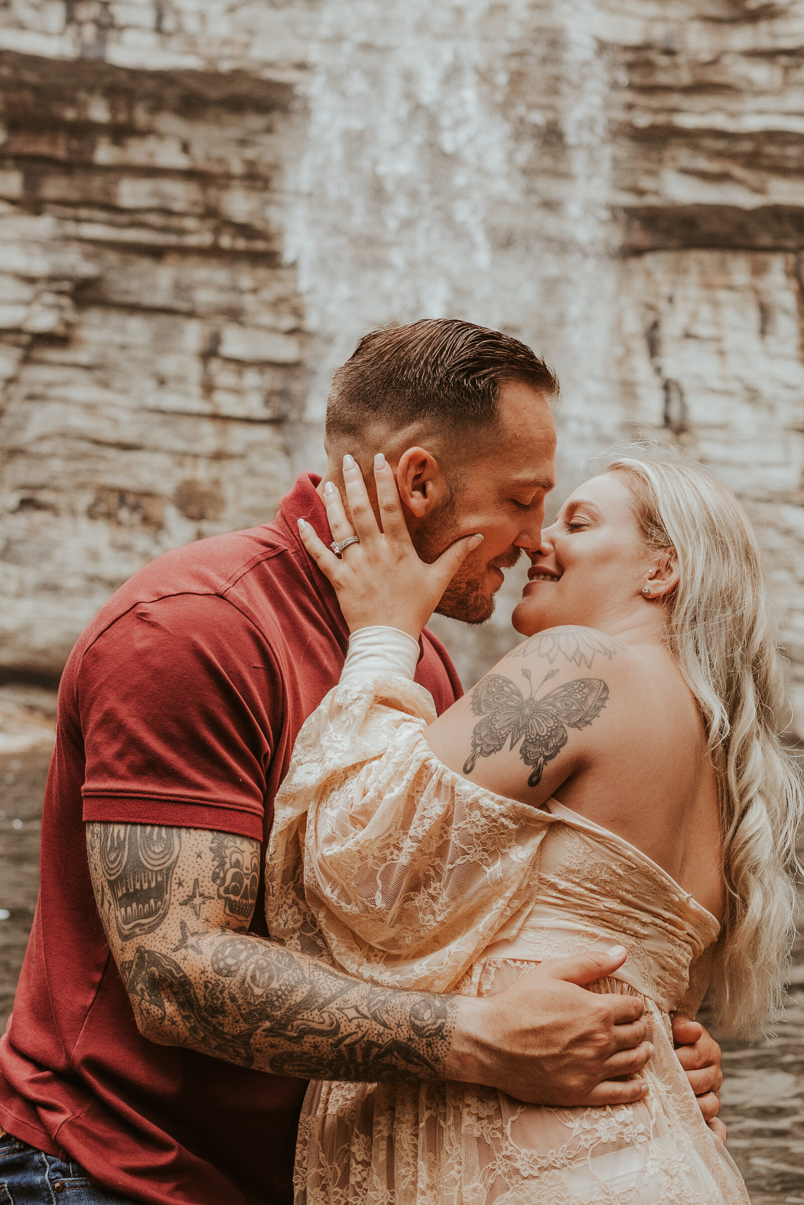 Maternity-photoshoot-minnewaska-ny-love-to-lems-photography (29)