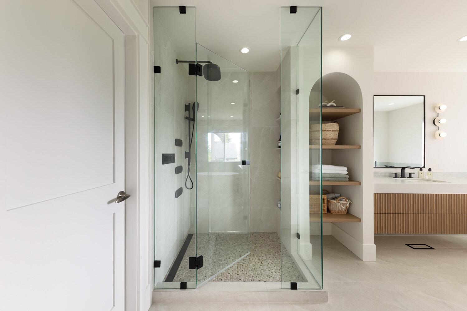 Modern-shower-design-AlignID