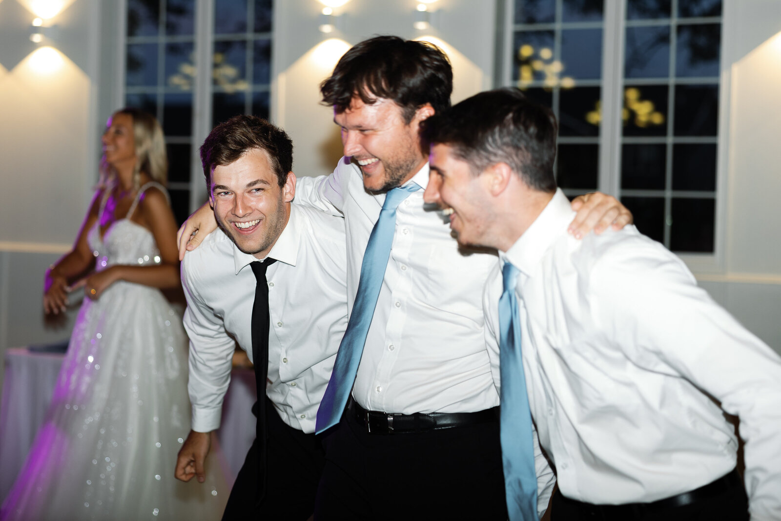Alex-McCrary-Photography-Mary-Seth-Wedding-Bella-Sala-Event-Center-Tiffin-Iowa-44