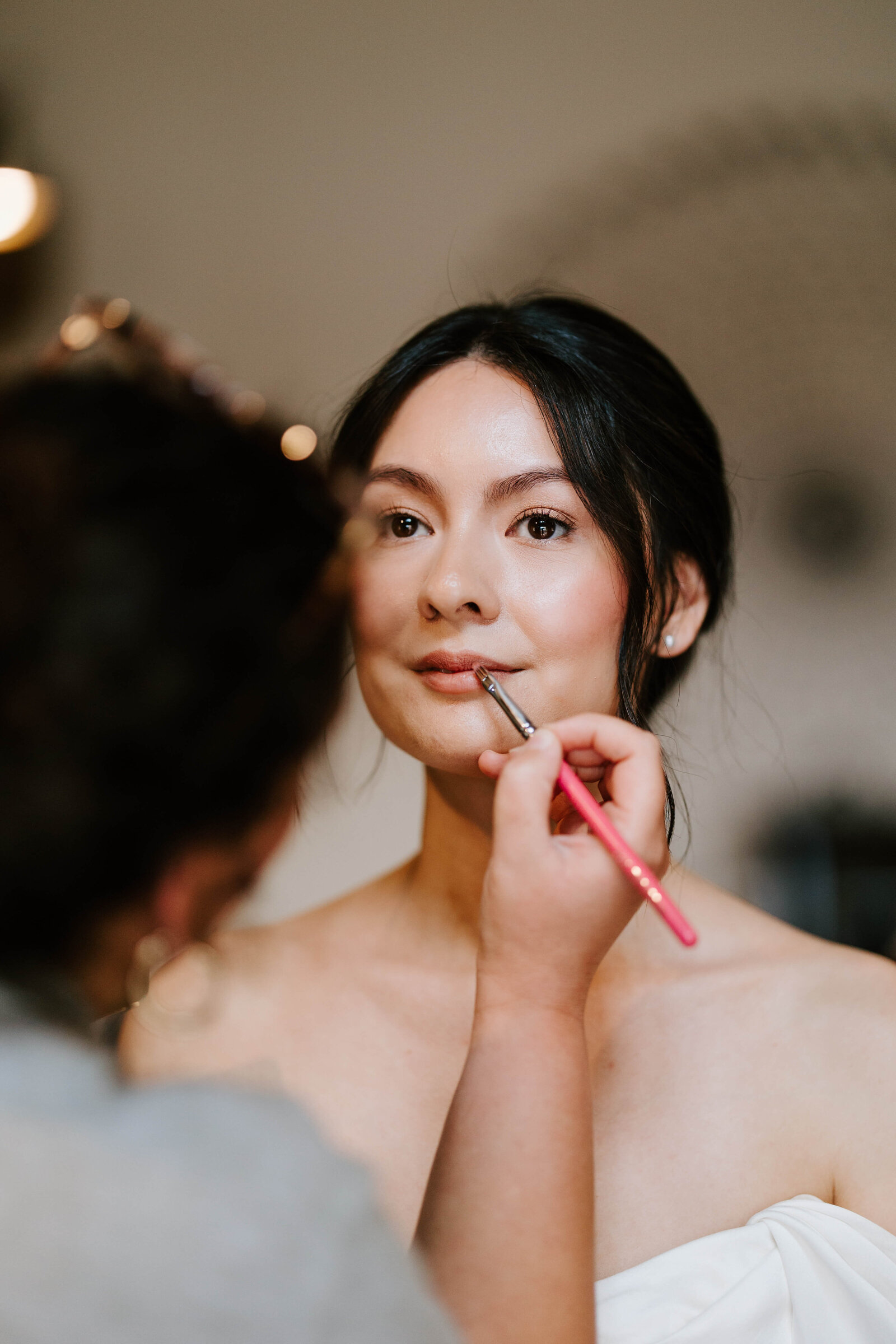 timeless-modern-luxury-makeup