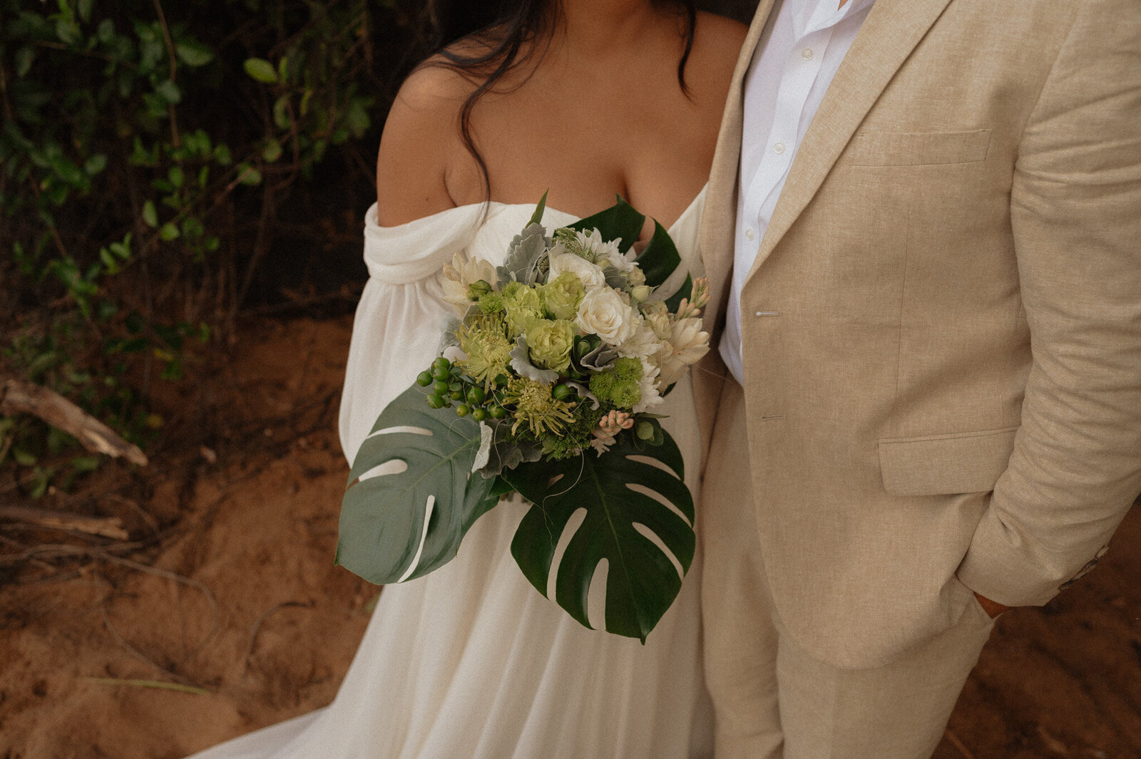 hawaii elopement photographer