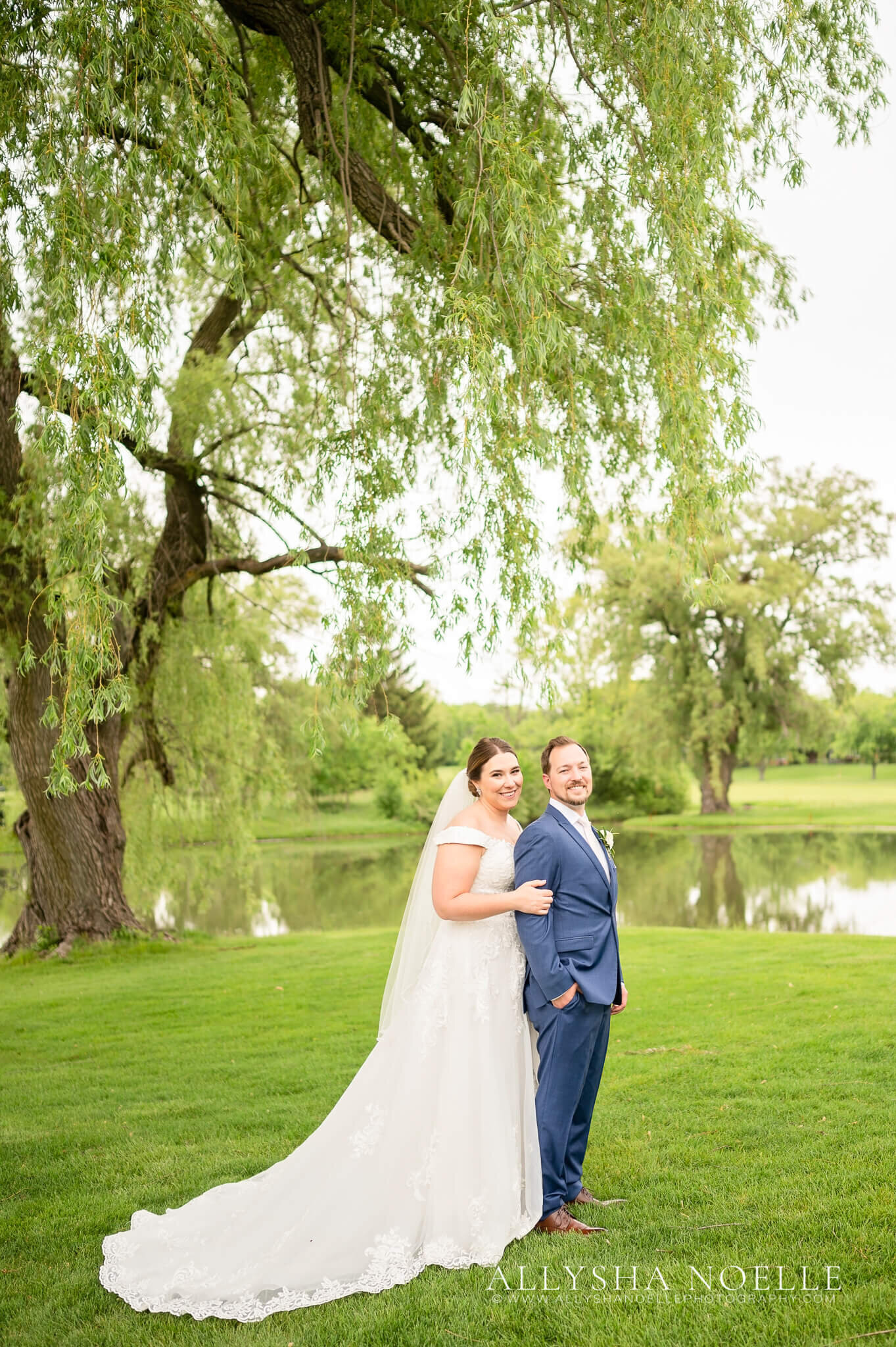 Wedding-at-River-Club-of-Mequon-453