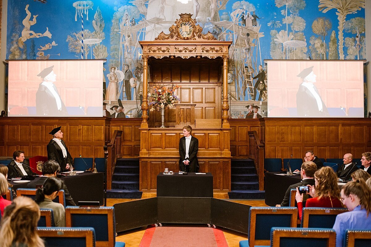 Promotie fotograaf Groningen - rug academiegebouw33