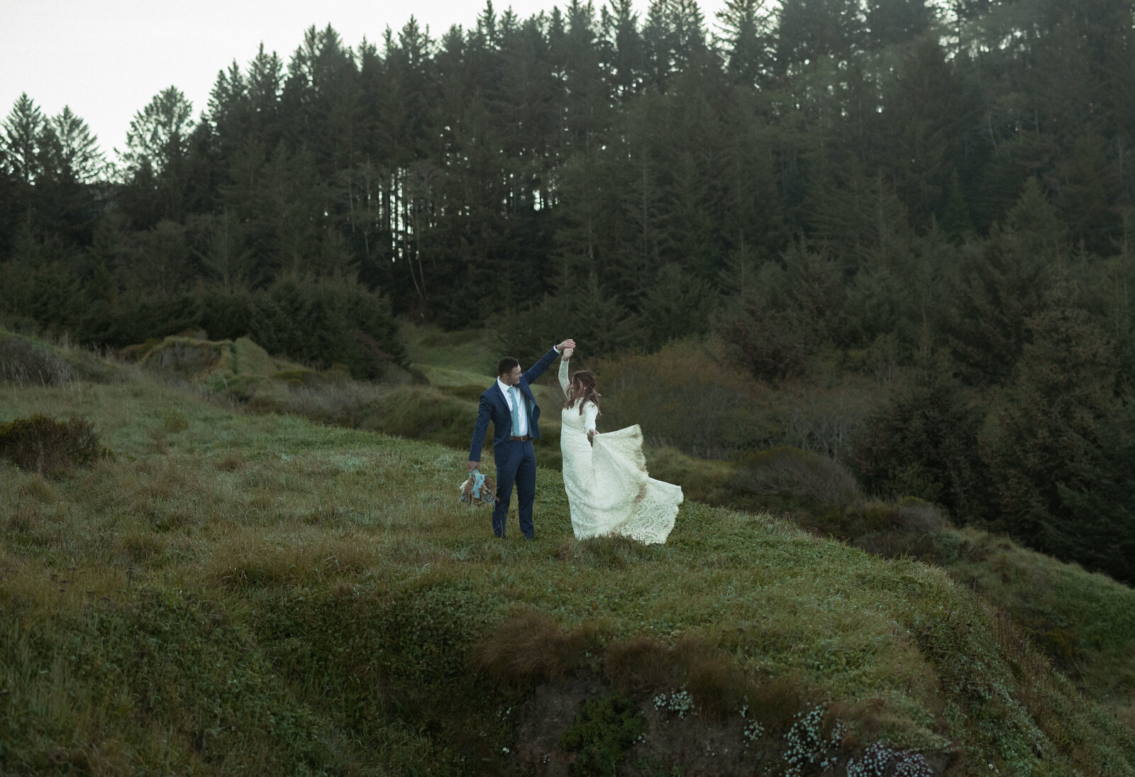 Oregon Coast Elopement Photography by Kollar – Arizona’s Premier Elopement Photographer