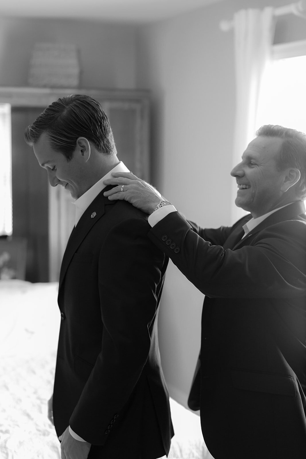 Clare and Jonathan_Magdalena Studios-49_websize