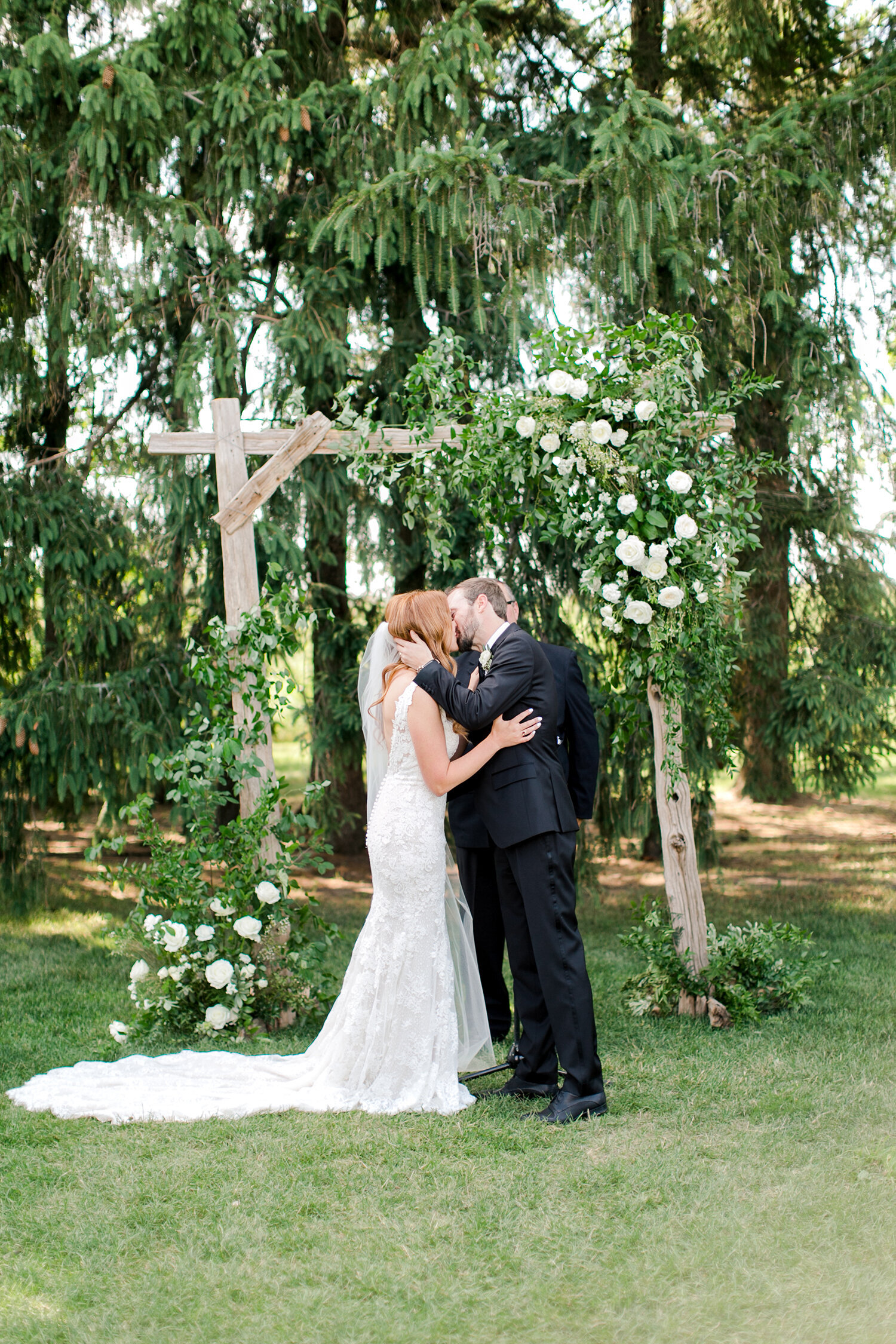 Cambium Farms Forever Wildfield Wedluxe Richelle Hunter 24