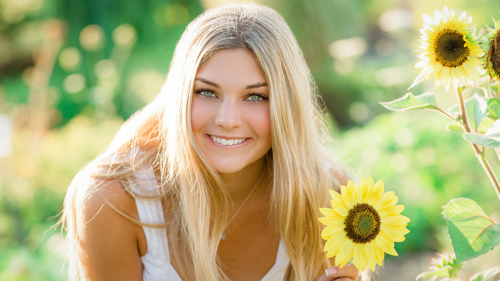 Beautiful Senior pictures taken of a girl from Victor at at a vineyard near Seneca Lake, NY 04