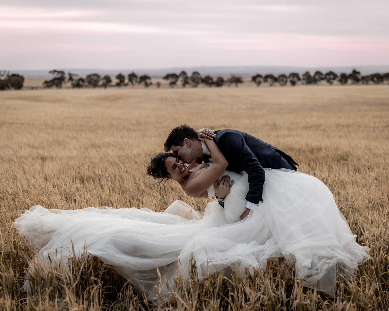 241102-Vanessa-Jacob-Rexvil-Photography-Adelaide-Wedding-Photographer-682