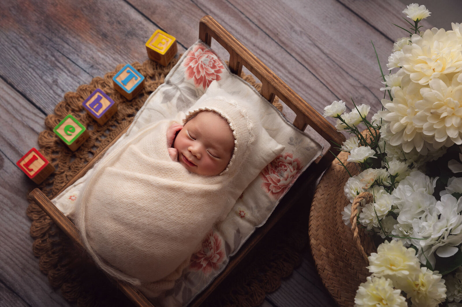 Toronto-newborn-portrait-photographer-Rosio-Moyano_020