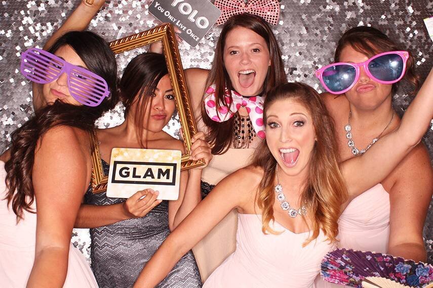 open-air-photo-booth-sequin-backdrop