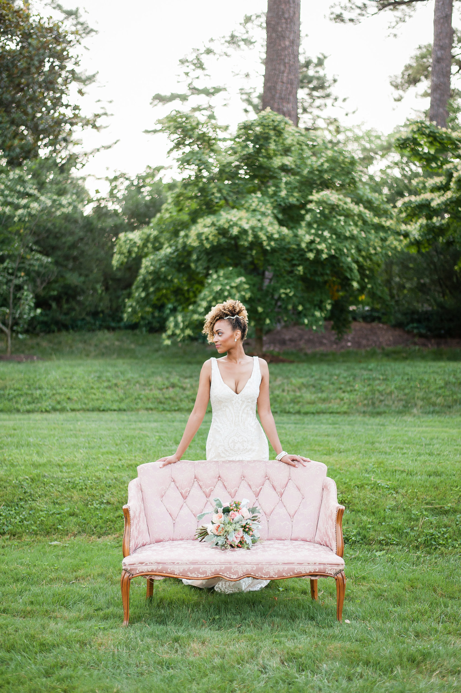 1-blush-outdoor-richmond-wedding-melissa-desjardins-photography