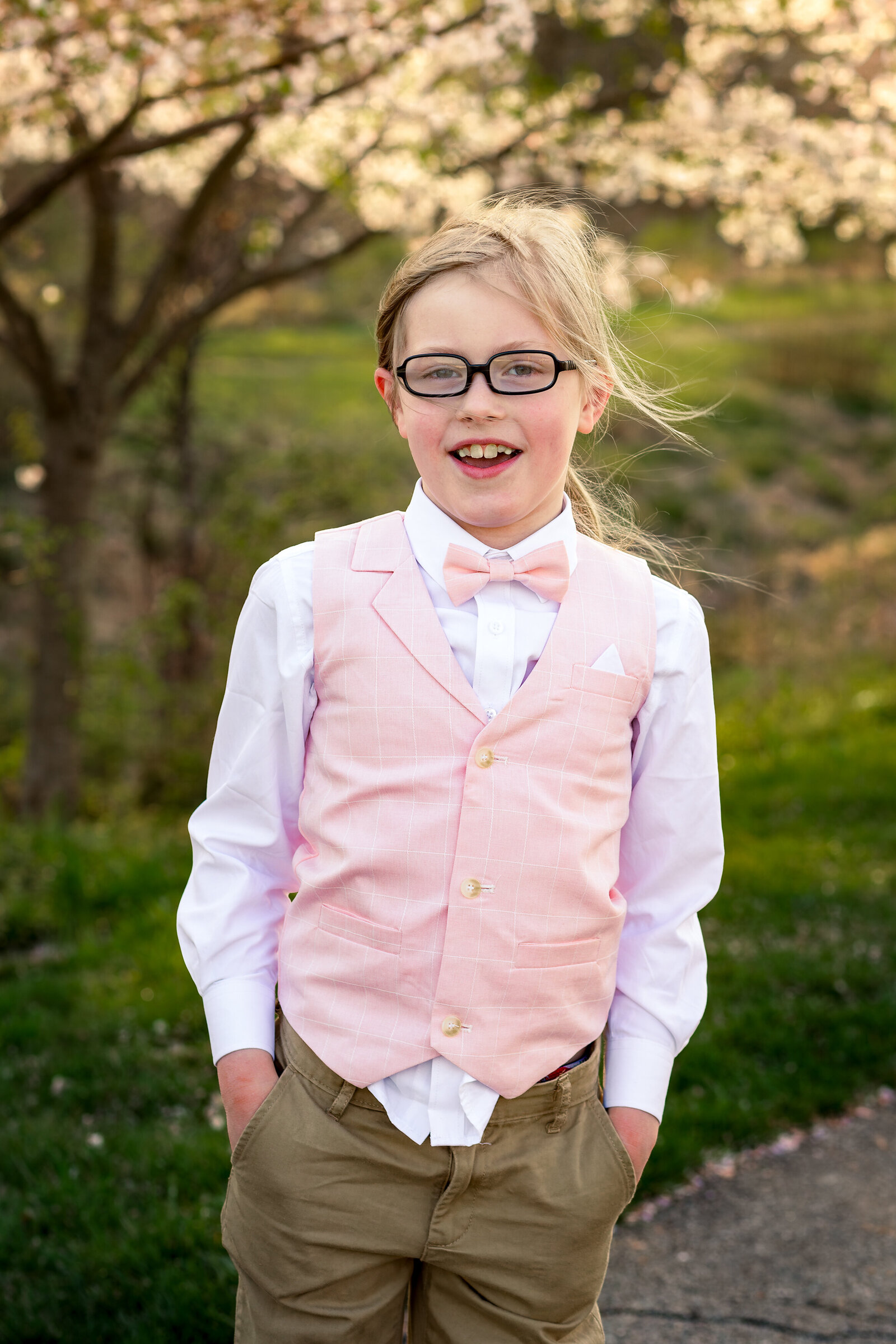 smiling-kid-central-park-morristown-nj-family-photographers