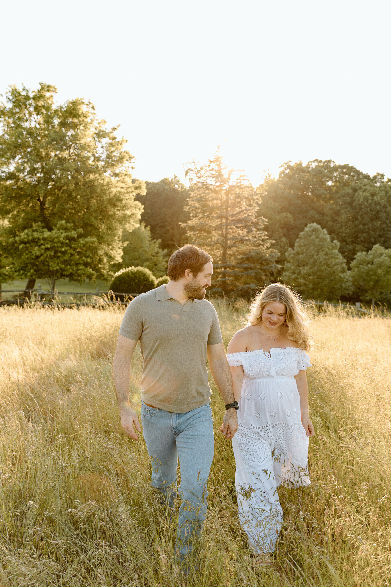 outdoor-lifestyle-natural-maternity-photographs (8)