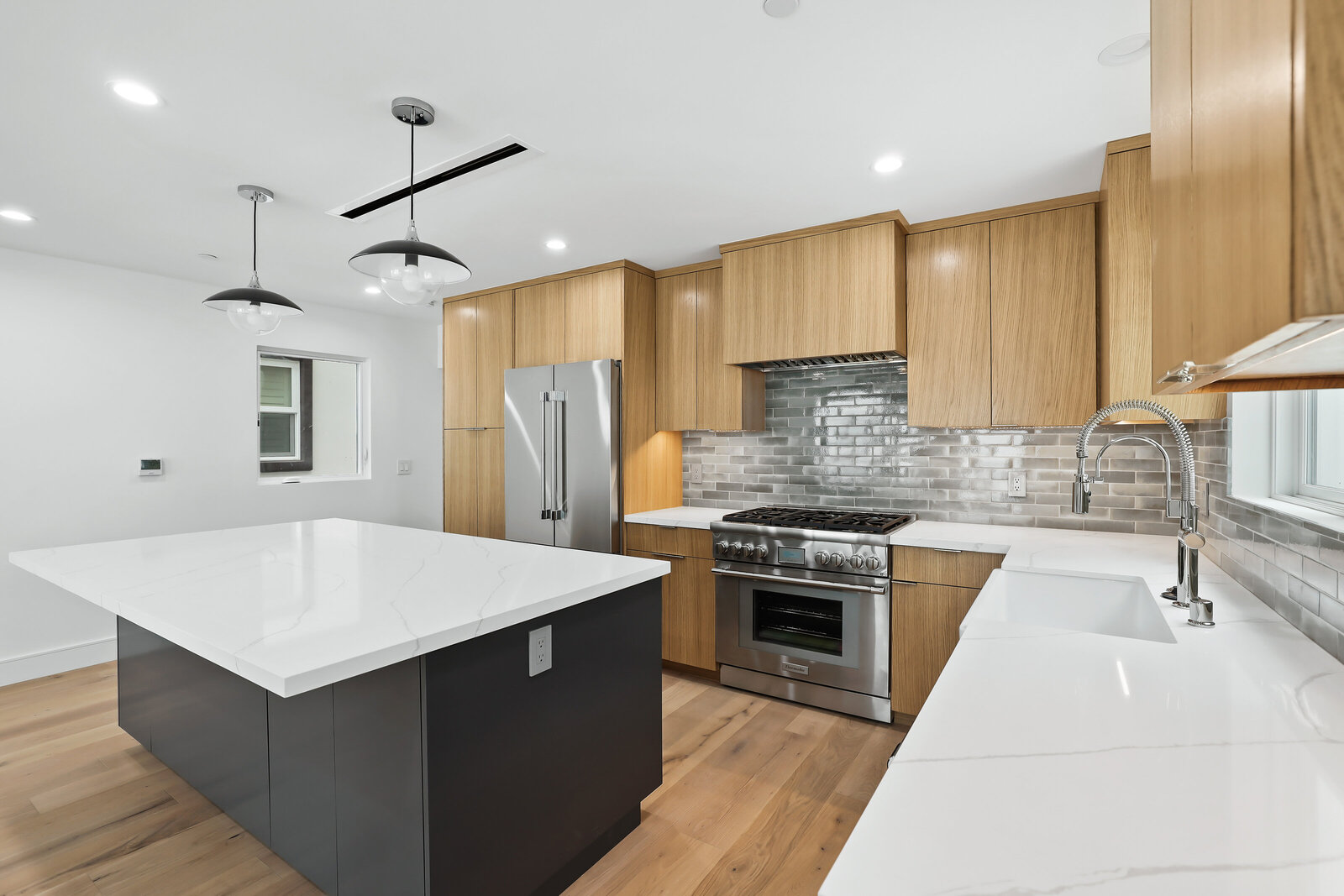 California_Real_Estate_Photography_1818BalboaReshoot-48