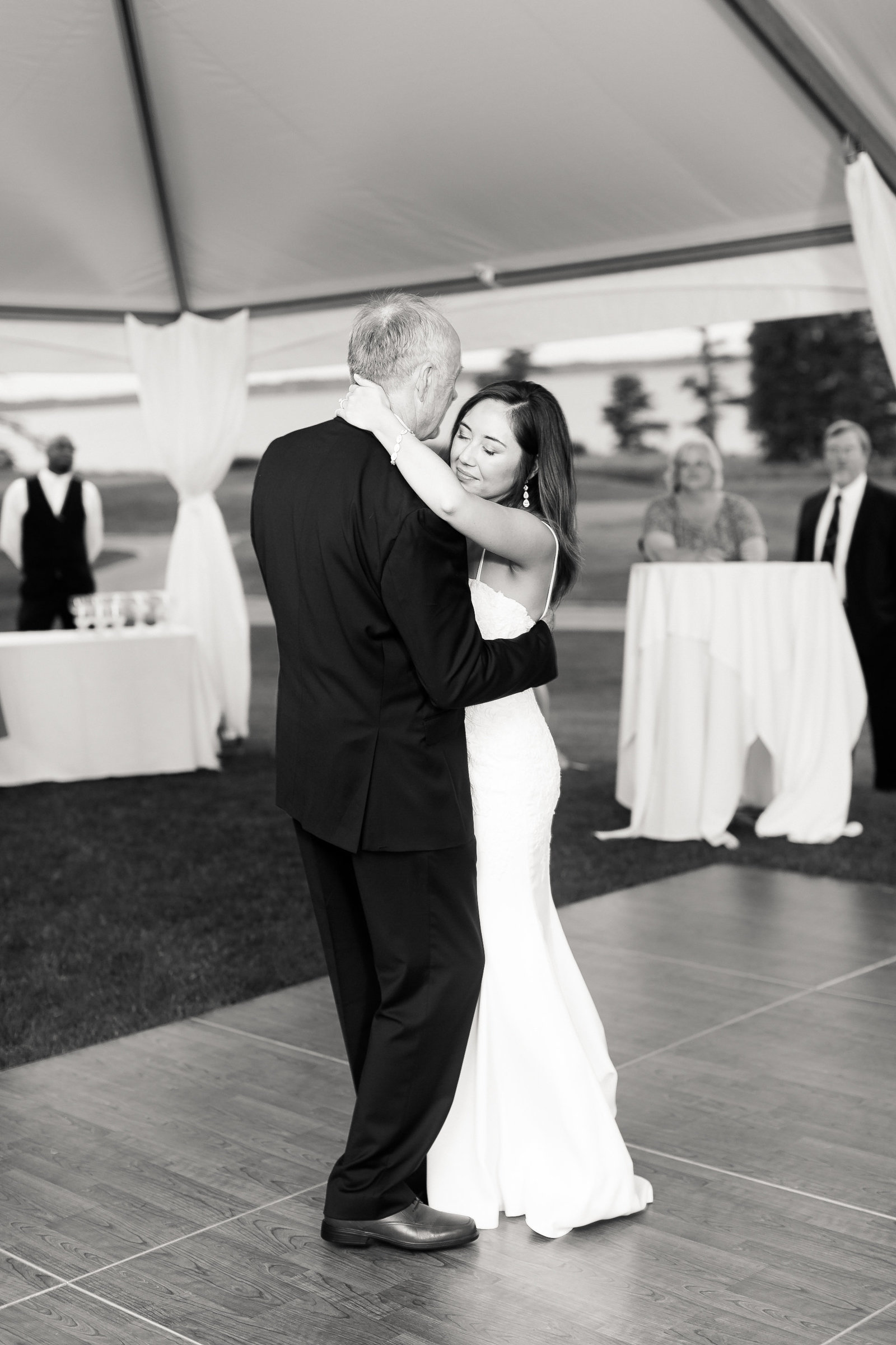 Two Rivers Country Club Classic Memorial Day Wedding by Elizabeth Friske Photography-65
