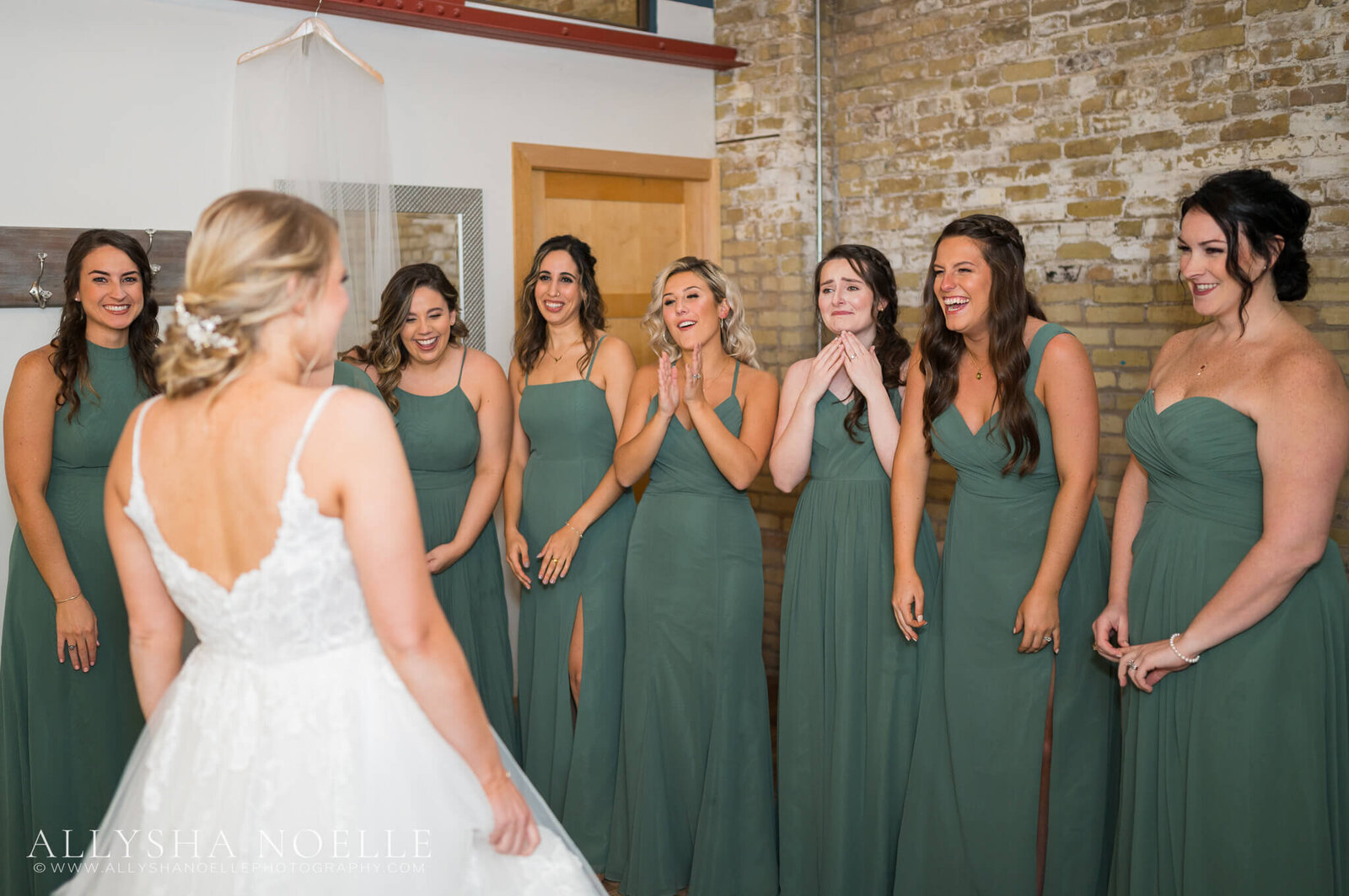 Wedding-at-The-Factory-on-Barclay-in-Milwaukee-0107