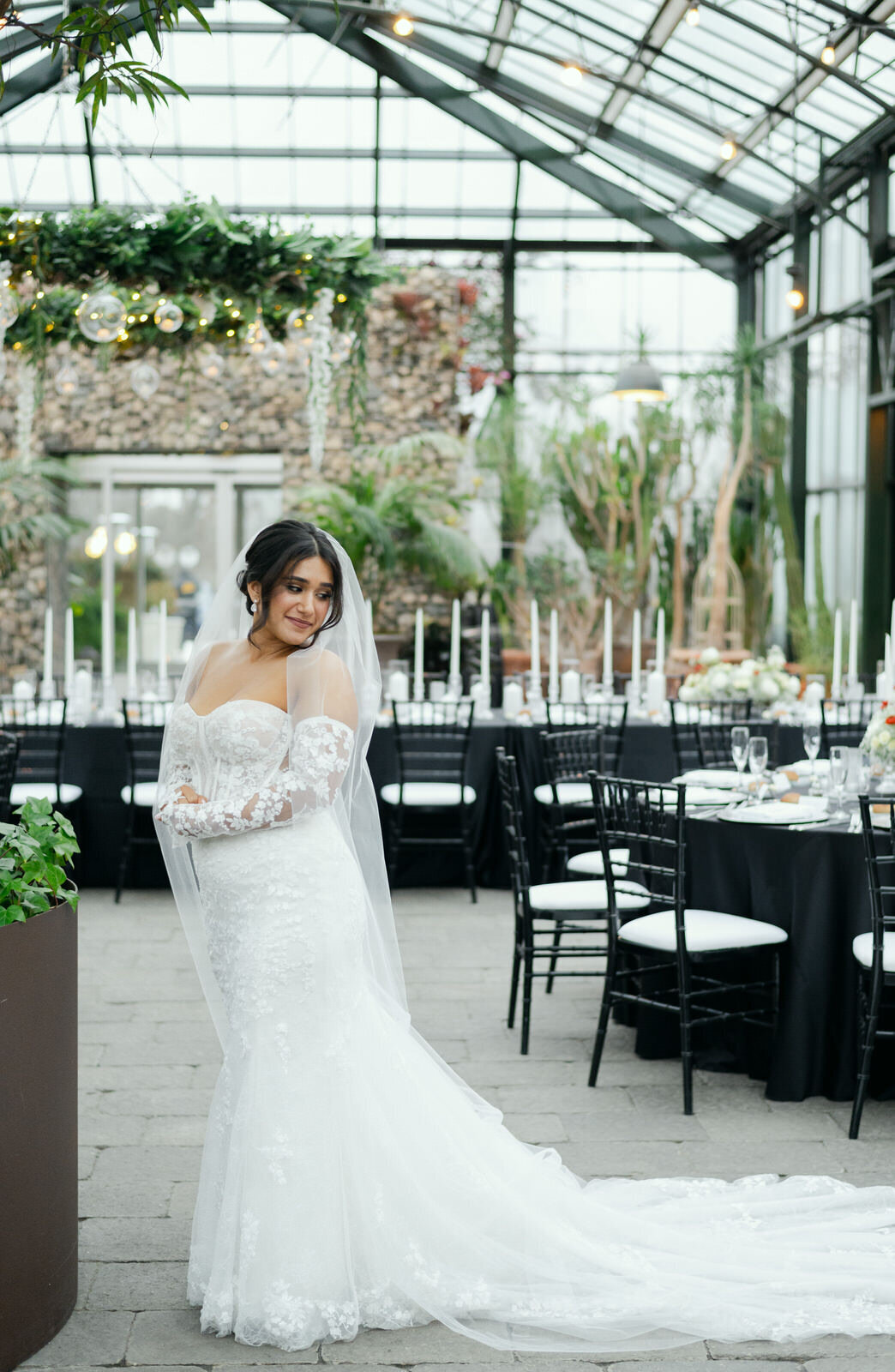 Planterra-Conservatory-Winter-Wedding-Kaitlyn-Cole-113