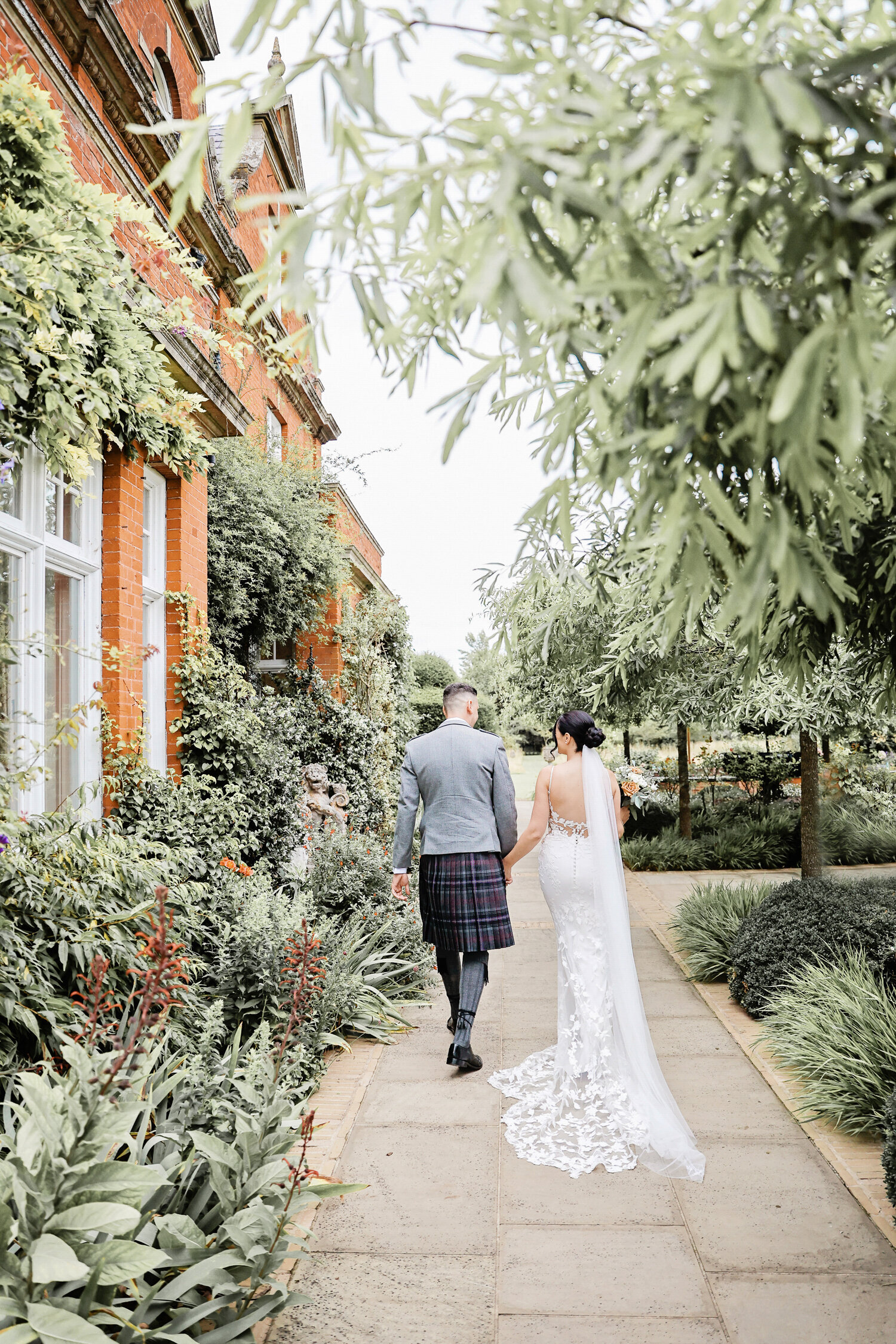 chippenham-park-bride-and-groom