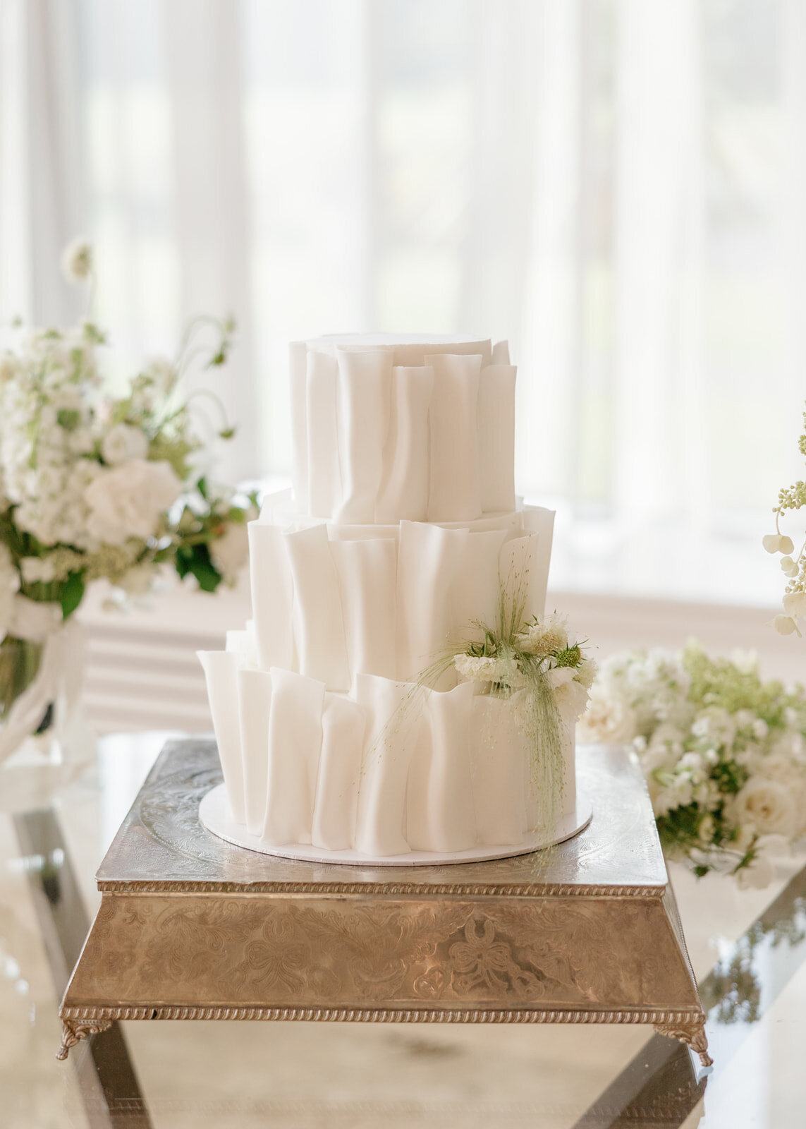 8.31-Chloe-Paris-Castlemartyr-Resort-Ireland-Wedding-835