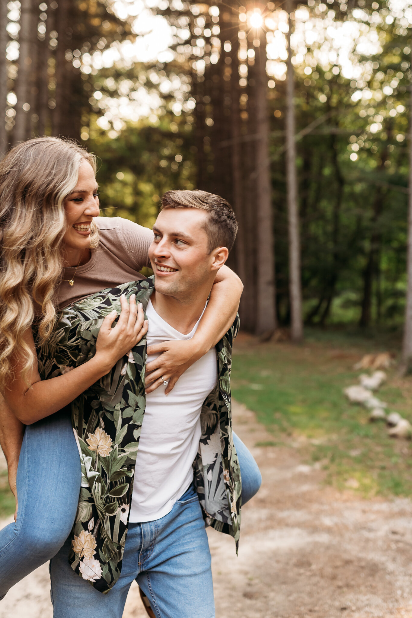 ROMEO_AND_LEONARD_MICHIGAN_ENGAGEMENT_PHOTOGRAPHER_COURTNEY_LUSHAJ_PHOTOGRAPHY_5