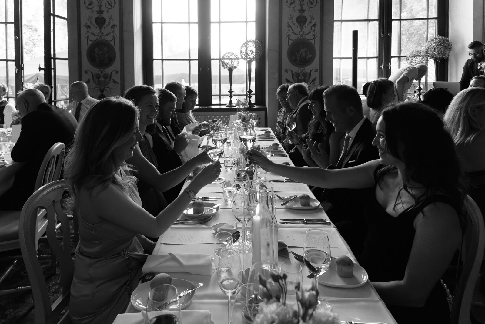 Destination Wedding Photographer Anna Lundgren in Stockholm Swedish American wedding at Ranas Slott in Roslagen Stockholm Sweden_069