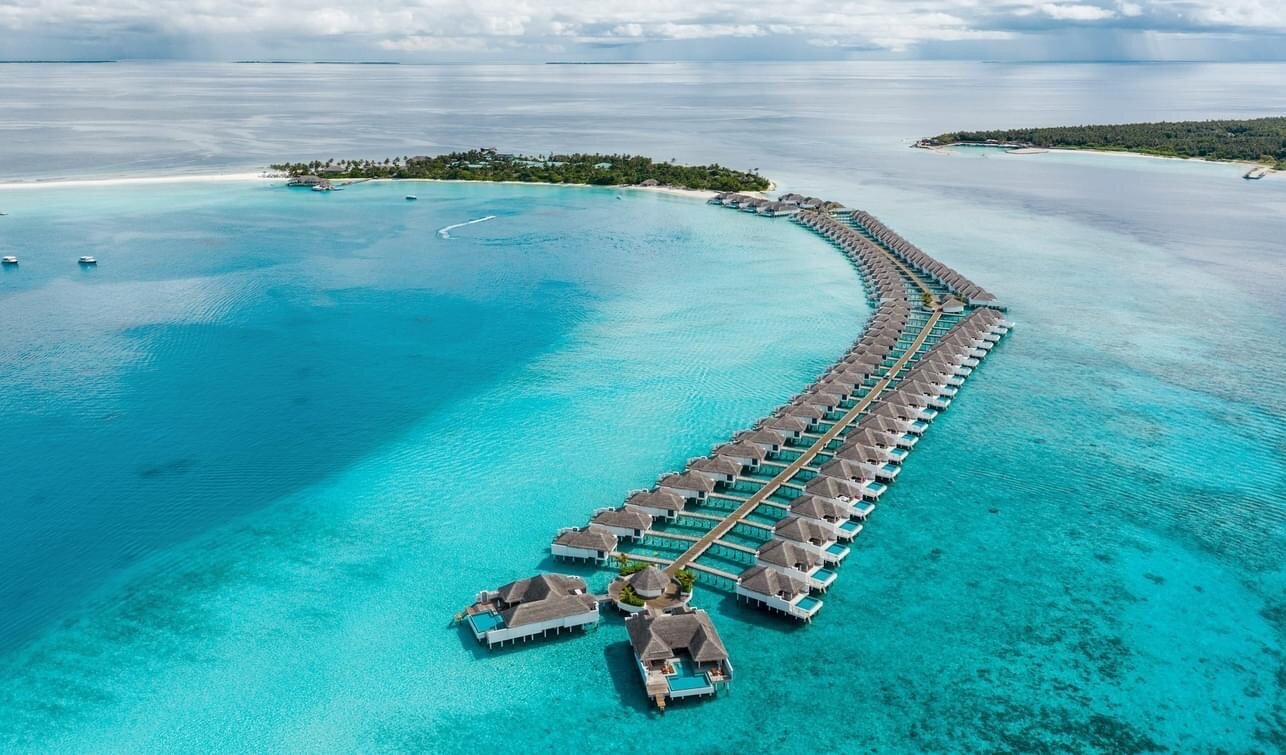 Wide view of a resort in Maldives for honeymoon