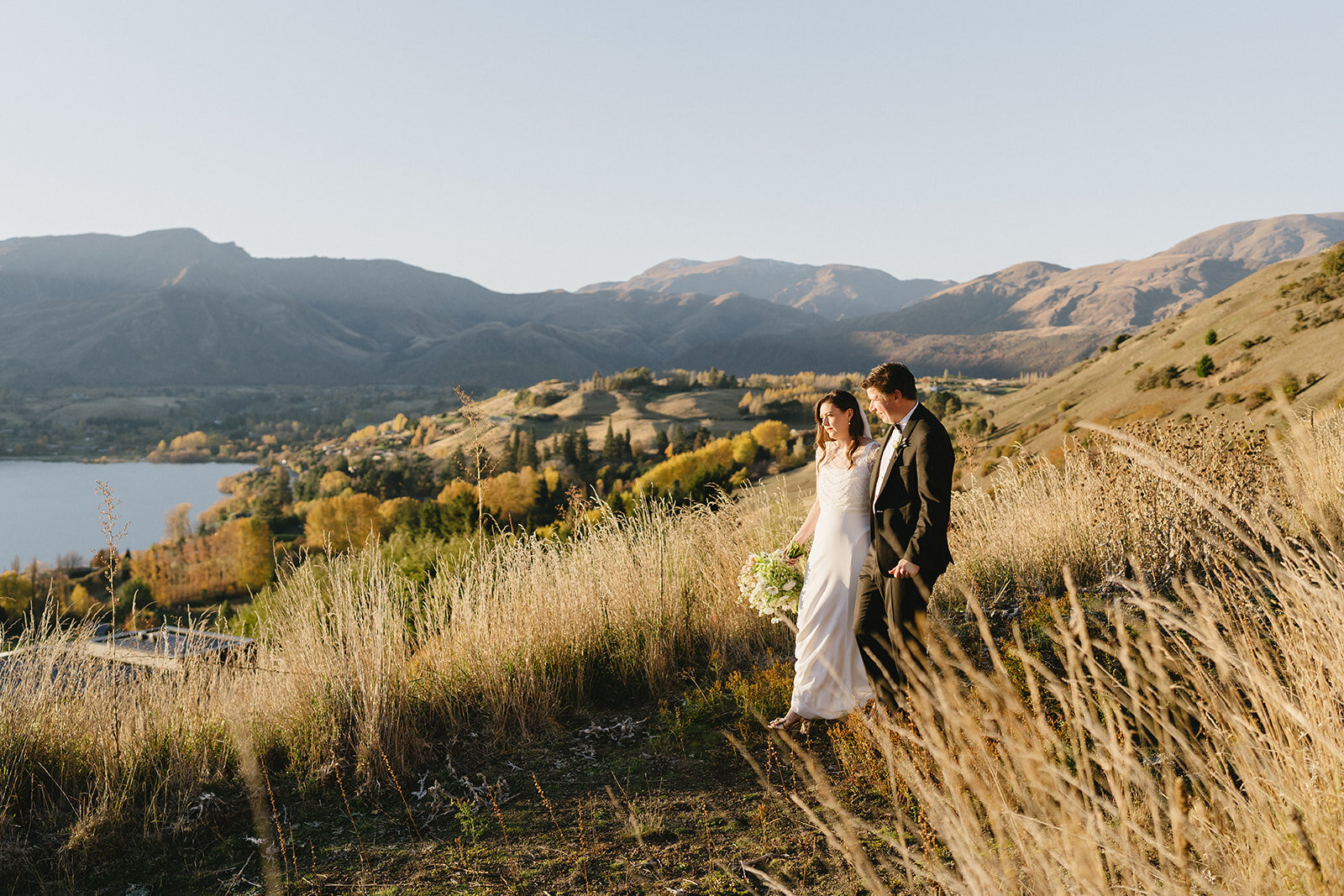 Melissa Clark Photography - Queenstown Wedding Photographer - Lake Hayes Holiday Home Wedding - Katherine & Adam 4.5.24-94