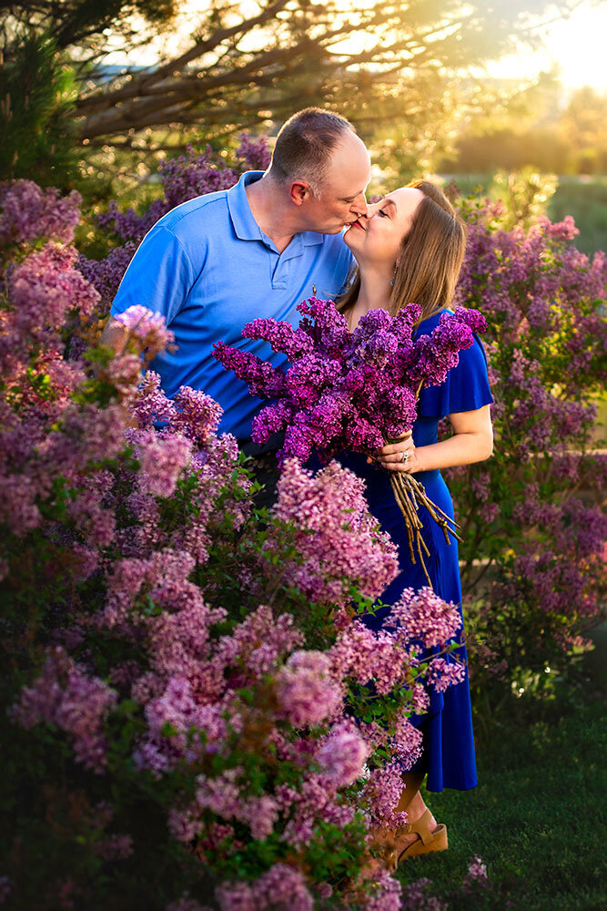 married-couple-kissing-sunset-lilac-garden-sunset-purple-romantic-dreamy-love-pictures
