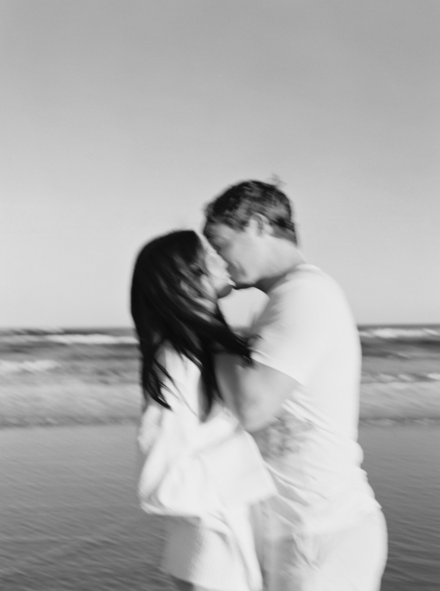 beach-engagment-session-0011