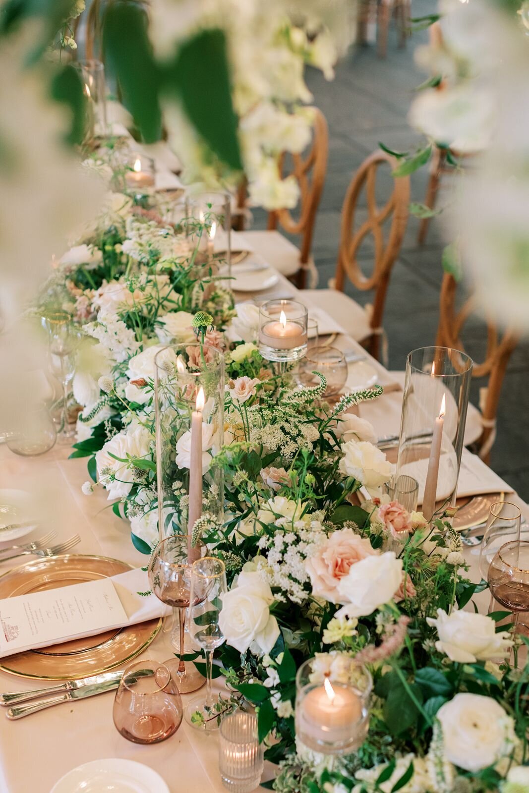 leila-james-events-newport-rhode-island-luxury-wedding-planner-castle-hill-inn-venue-jillian-knight-wedding-photographer-A.Reception77 copy