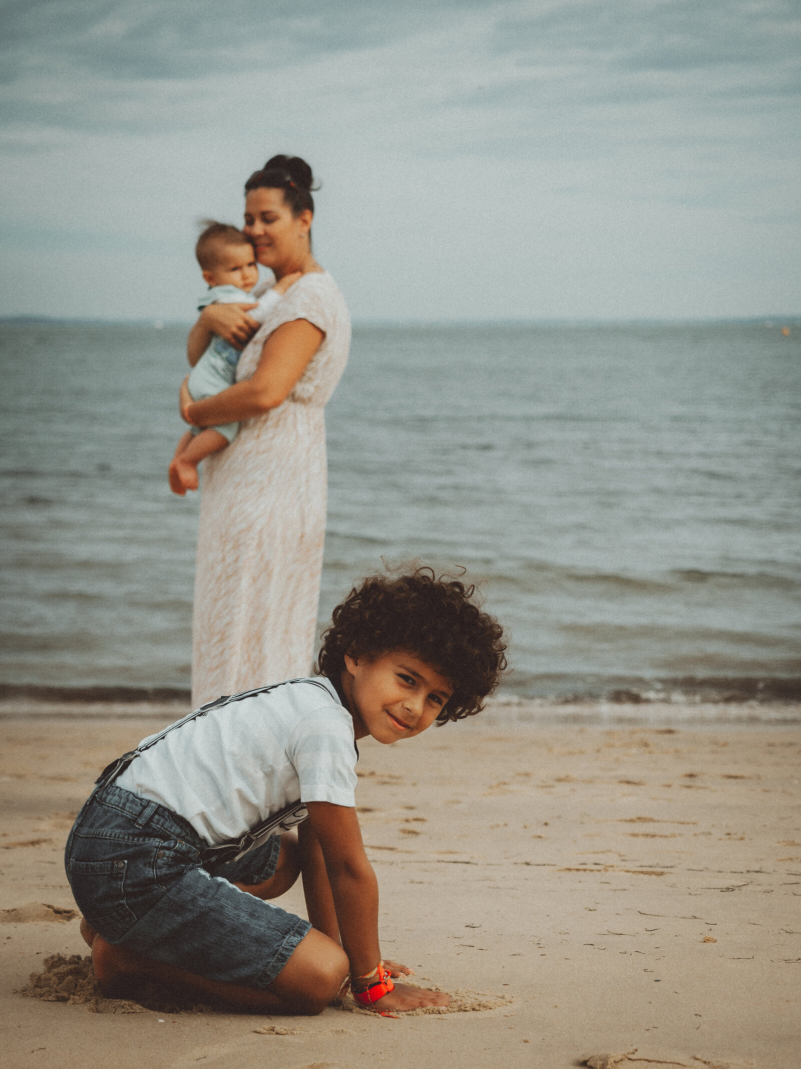 seance photo famille arcachon - portrait enfant naturel - pauline clerget