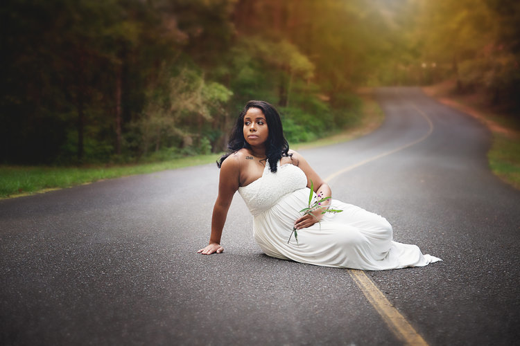 Charlotte-NC-Maternity-Photographer-White-Gown-road