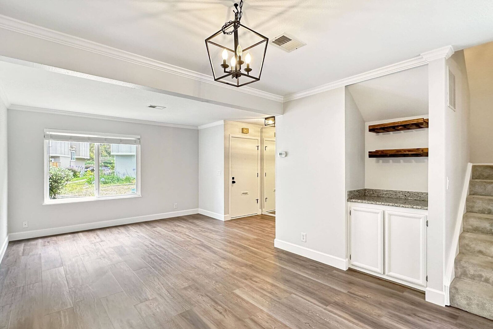 mls5_michael-jimenez-pacifica-real-estate-agent-homes-for-sale-living-room-zillow