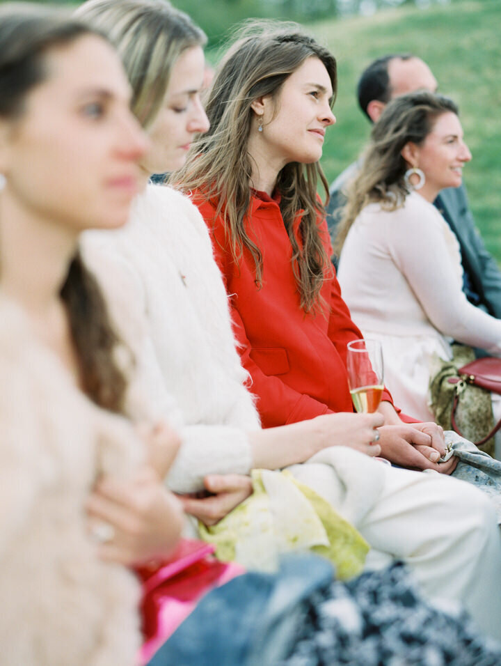 candid wedding photos of guests at wedding ceremony